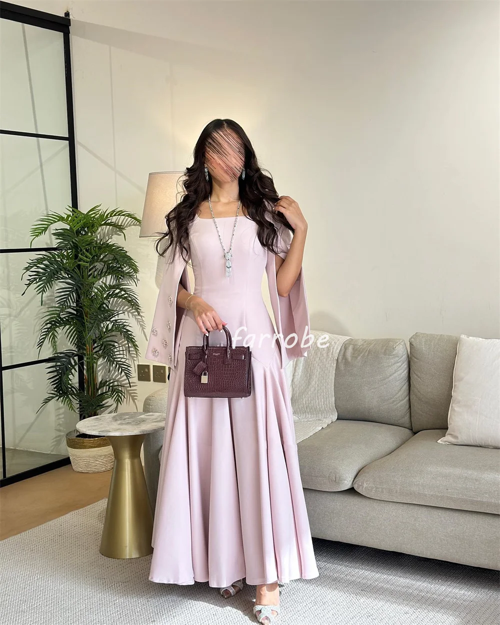 ที่กําหนดเองประณีตคลาสสิก JERSEY จีบ Draped Rhinestone A-Line สแควร์คอยาวชุด Bespoke โอกาสคลาสสิก