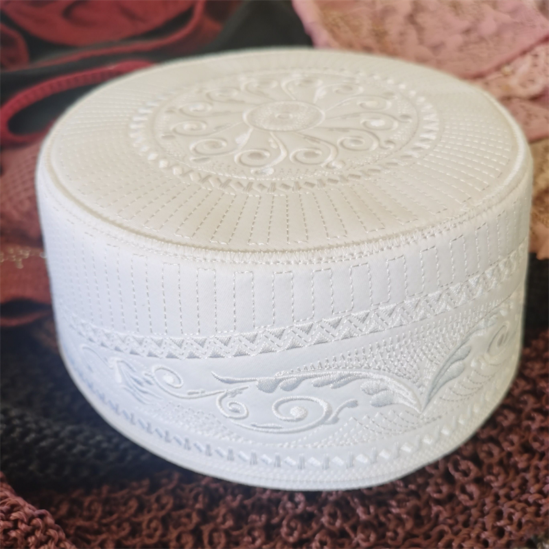 Envío Gratis sombrero musulmán para hombres ropa gorra de oración islámico Taqiyah Kufi productos fiscales Kippa poliéster turco moderno 03100