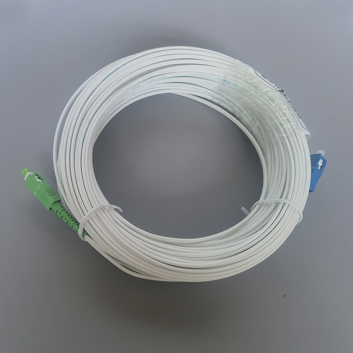 Cabo de extensão de fibra óptica SC/APC-SC/UPC 10-40 metros de núcleo único modo simplex ftth cabo de remendo interno