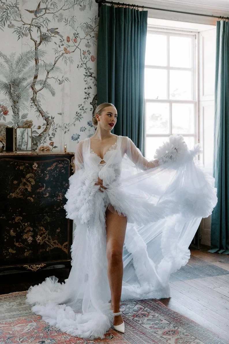 Ruffles Boho เจ้าสาว Robe Nightgown ชุดเจ้าสาวถ่ายภาพคลอดบุตร Dressing Gown สําหรับถ่ายภาพงานแต่งงานแจ็คเก็ตที่กําหนดเอง