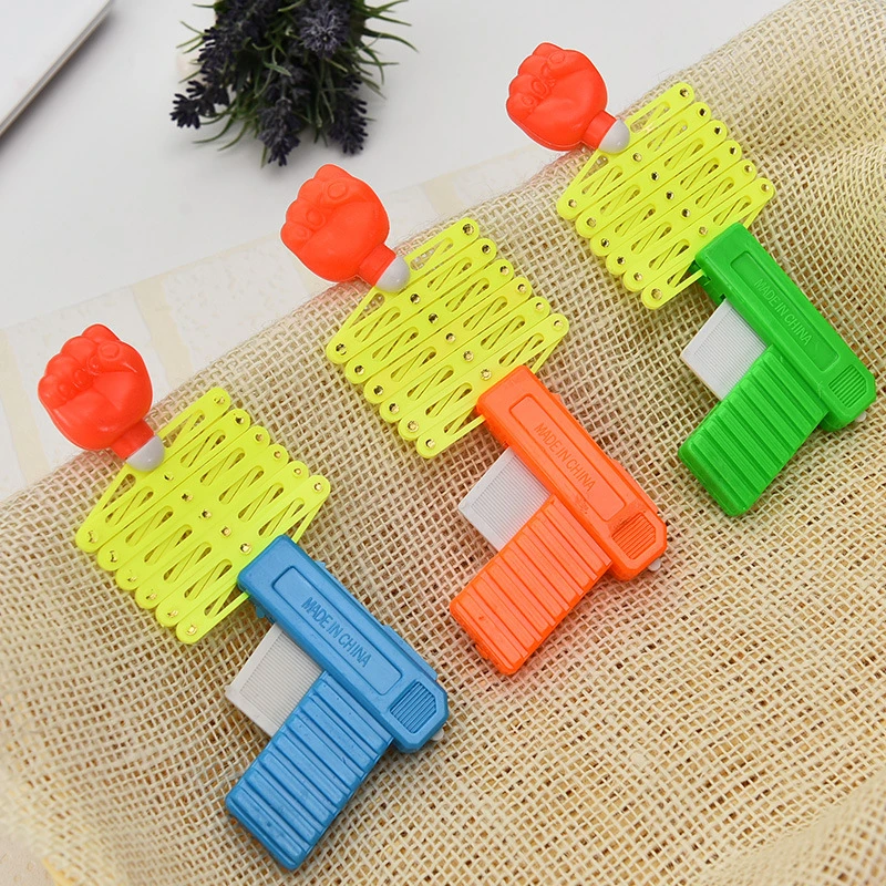 Retractable Fist Shooter Trick ปืนของเล่นตลกเด็กพลาสติกปาร์ตี้เทศกาลของขวัญสนุกคลาสสิก Elastic Telescopic Fist ของเล่น