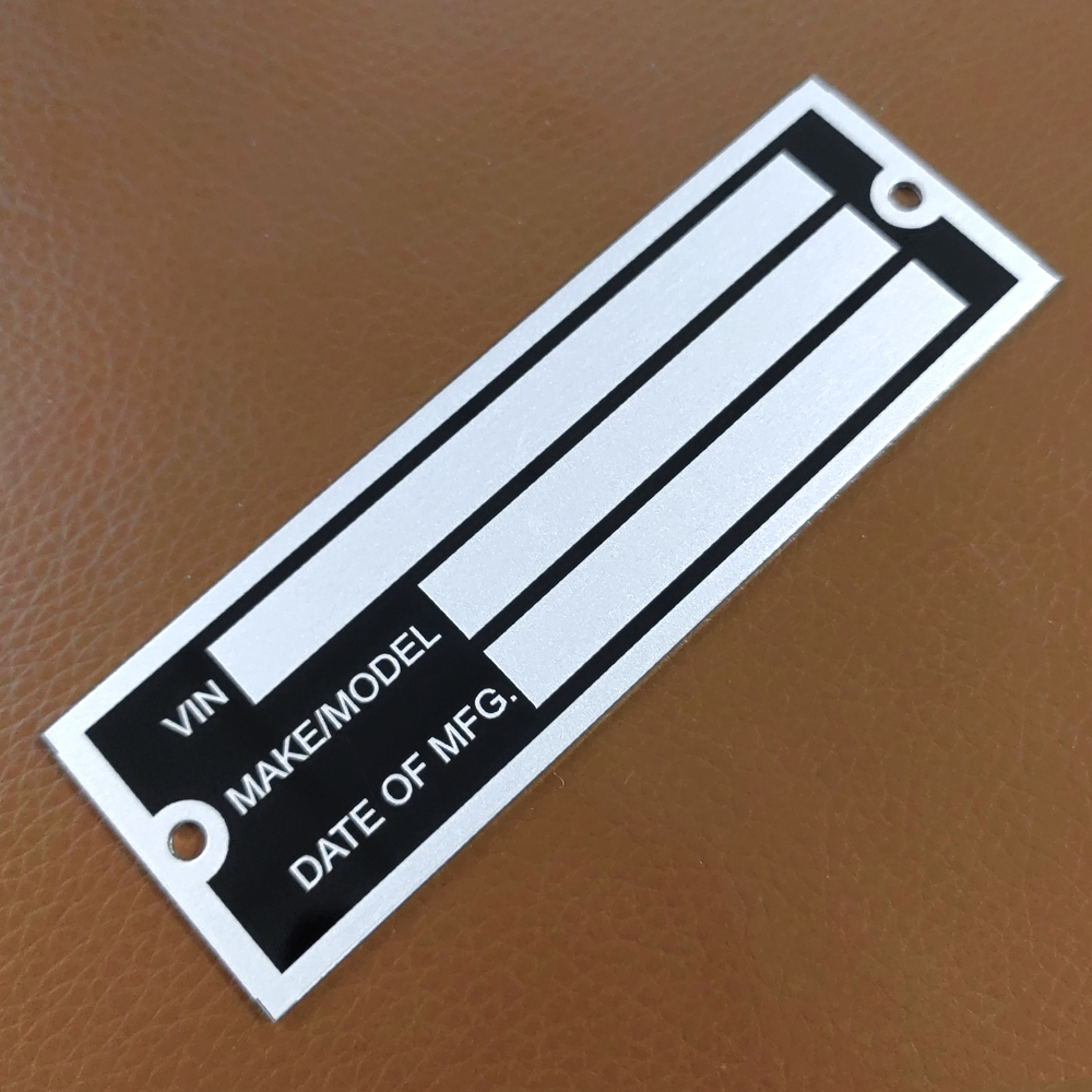100 x 33 mm leere oder gravierte Aluminium-Anhänger-VIN-Seriell-ID-Tag-Platte für Daten, Auto, LKW, Hot Rod-Ausrüstung, Wohnwagen, Wohnmobil, Wohnmobil, Teile
