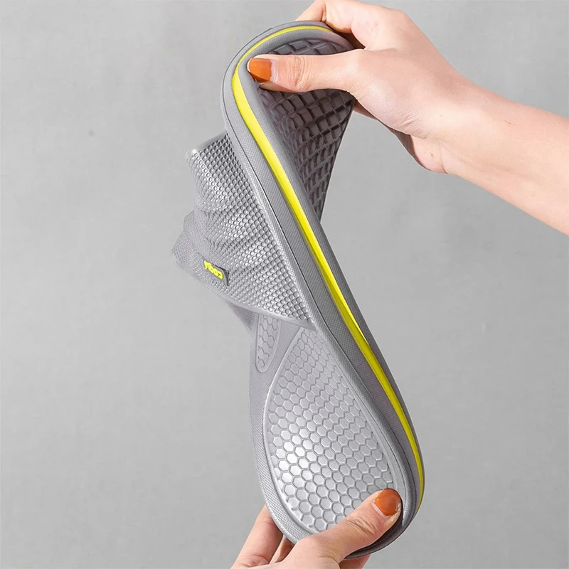 Pmoiste 소프트 EVA 욕실 슬리퍼 남성 편안한 디자이너 라이트 거실 신발 슬립 온 슬립 하우스 고품질 실내