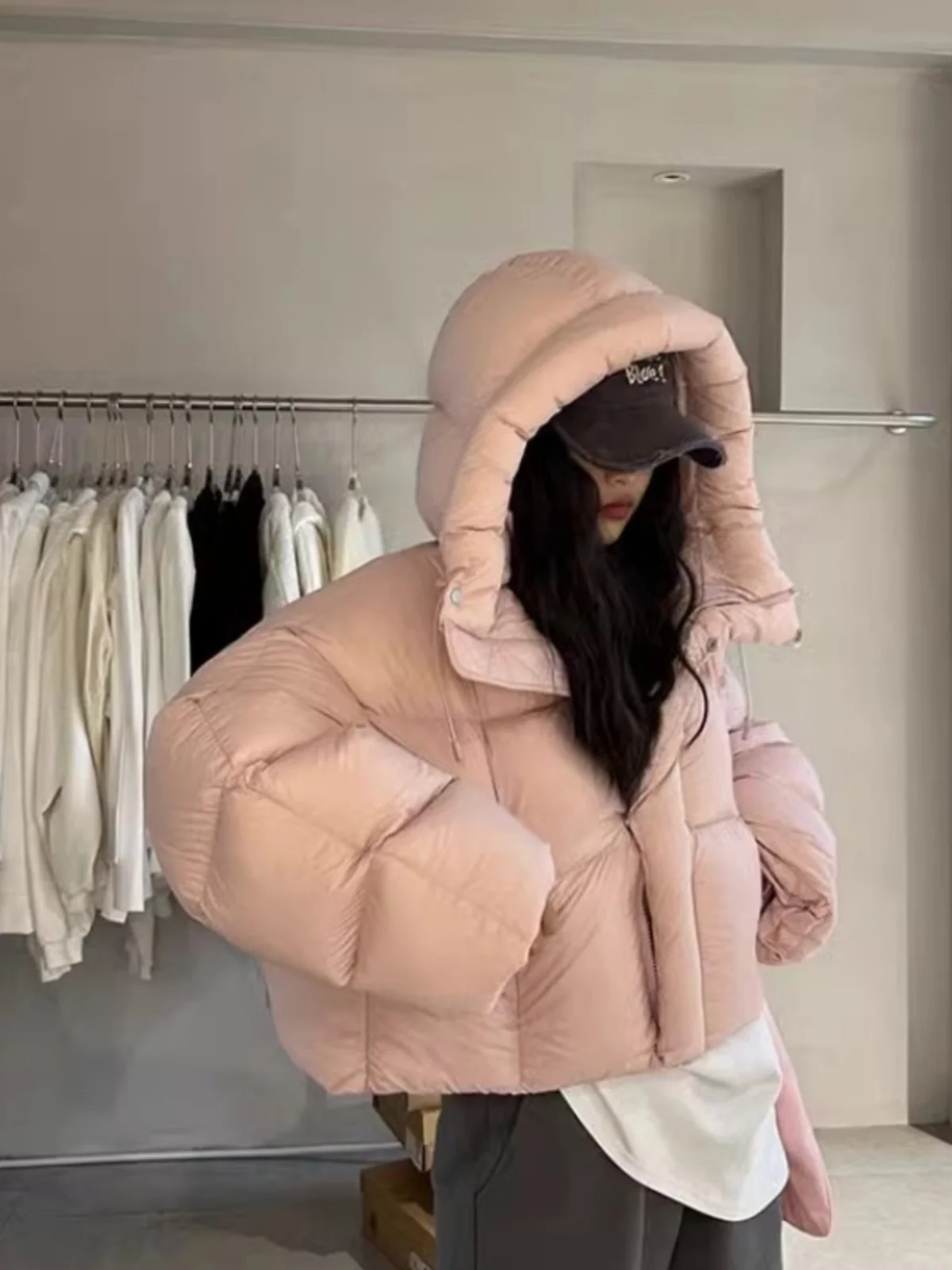 Jaqueta Curta de Aodão Fena Estilo Americano com Capuz Moda de Inverno Design de Tamanho Pequ Roupas Bread