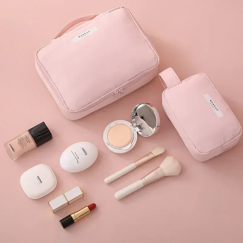 กระเป๋าแต่งหน้าสําหรับผู้หญิงอุปกรณ์อาบน้ําOrganizerกันน้ําMake Up Storageกระเป๋าหญิงขนาดใหญ่ความจุเครื่องสําอางแบบพกพา