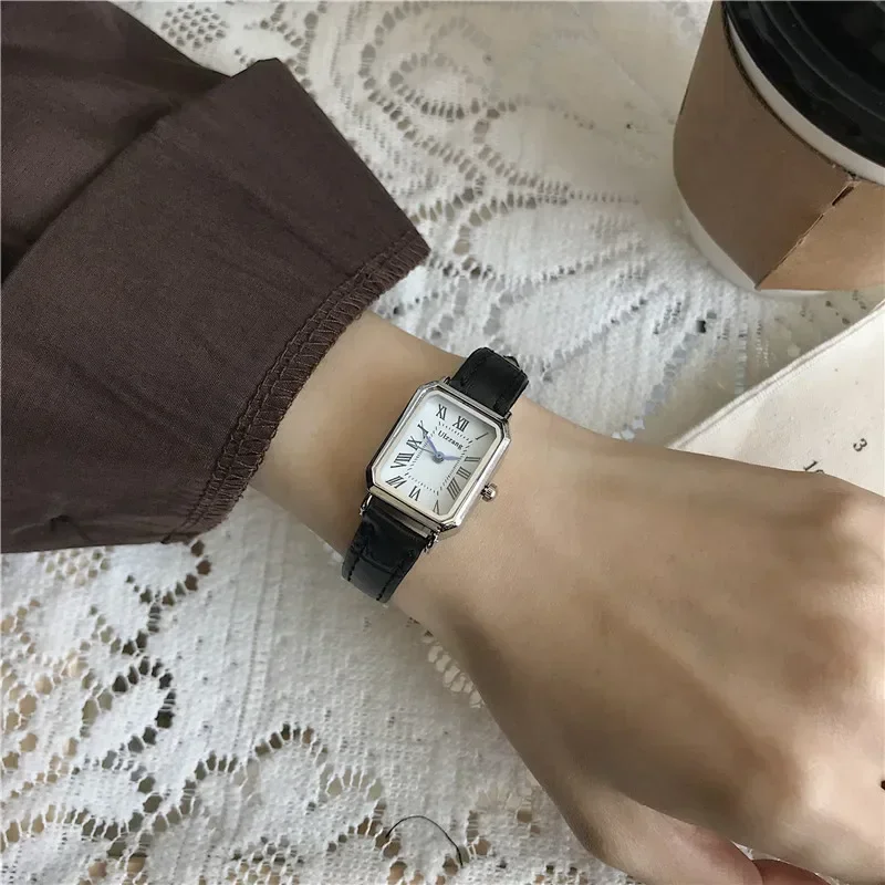 Relojes Retro clásicos informales con esfera de cuarzo, correa de cuero, reloj rectangular, relojes de pulsera de moda para mujer Harajuku Y2k