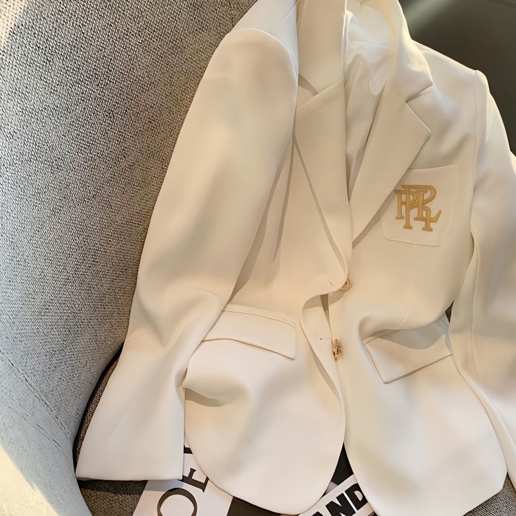 Futter, Buchstaben-Stickerei, erweiterter Anzugmantel, 2023, Frühjahr, neues koreanisches britisches Temperament, weiße Damen-Tops, schwarze Blazer-Jacke