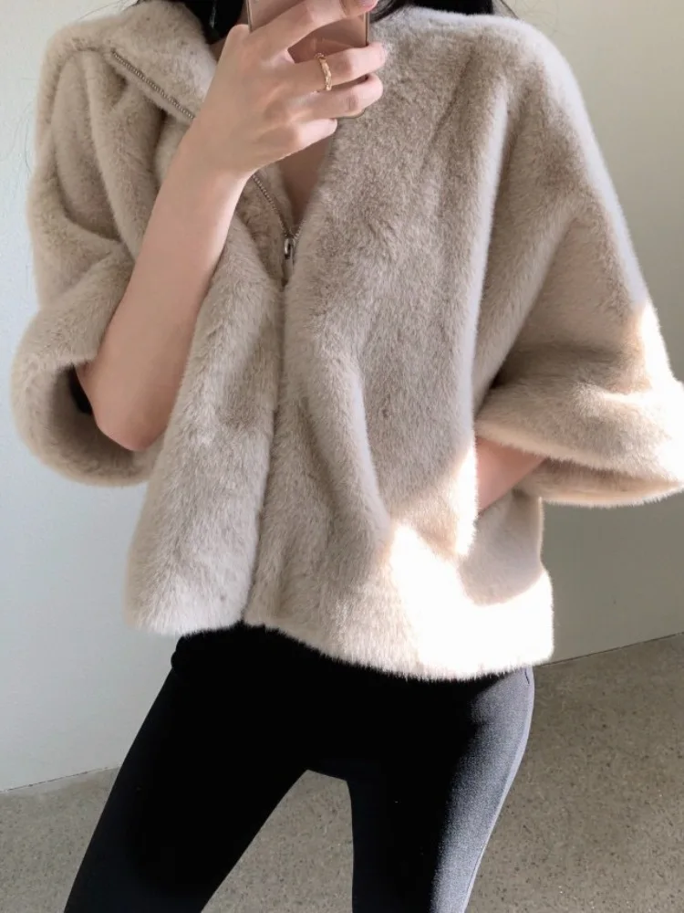 Casaco de Inverno Estiloso com Zíper, Manga Curta e Capuz, Jaqueta de Couro Plu para Mulheres, Estilo Casual para o Dia a Dia