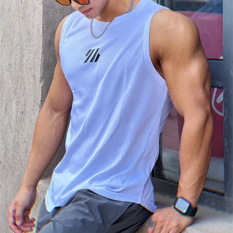 Chaleco de gimnasio para hombre, camiseta de malla de alta calidad sin mangas, camisetas sin mangas para baloncesto, correr, Fitness, deportes, novedad de verano 2024