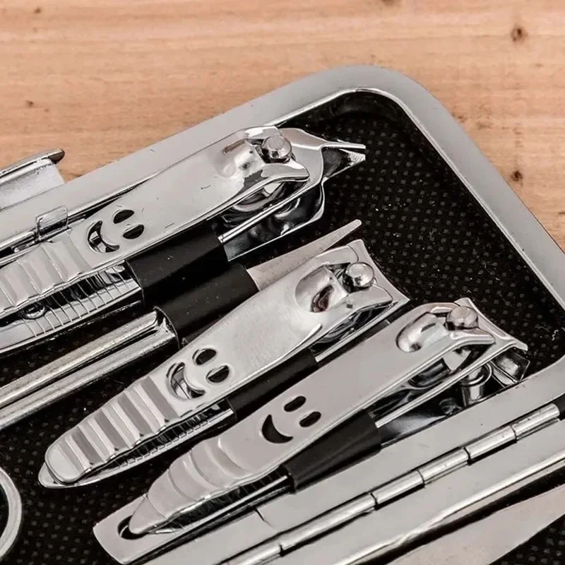 1 set di 11 strumenti per unghie Happy Face Set di forbici per lime per unghie