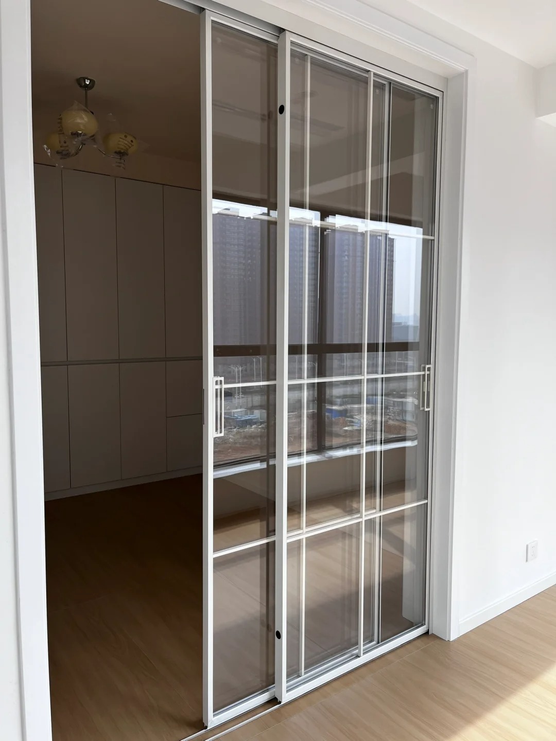 Sixinalu Huis Deur Appartement Aangepaste Schokbestendig Orkaan Aluminium Profiel Dubbel Gehard Glas Schuifdeuren