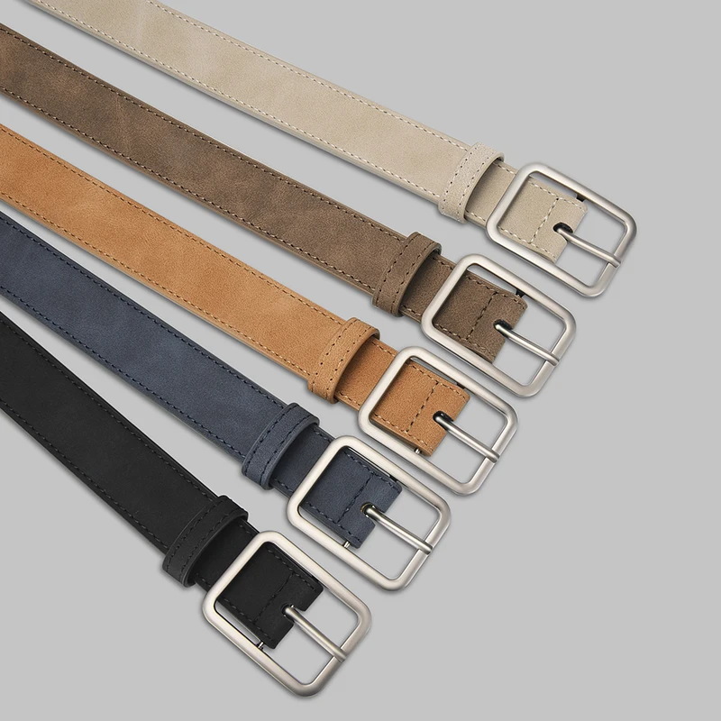 Os cintos de PU femininos elegantes e modernos podem ser selecionados para uma variedade de cores com saia e acessórios de suéter