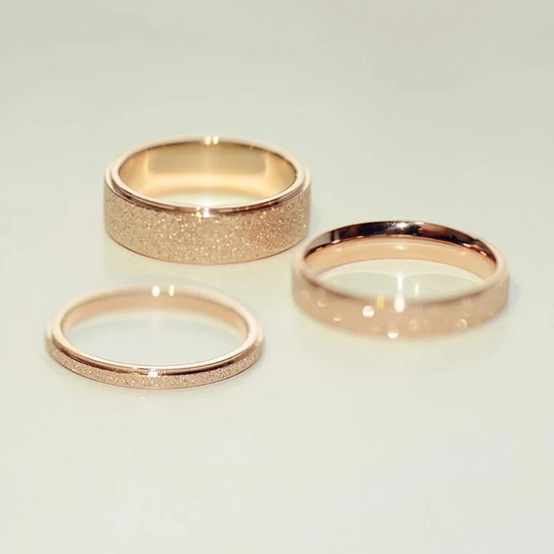 Anillos de mujer de acero inoxidable Scrub Simple de moda de alta calidad 2/4/6 MM de ancho Color oro rosa regalo de dedo para joyería de niña