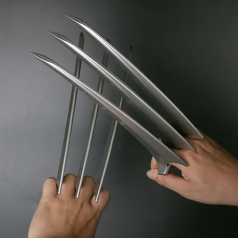 Garras de lobo de plástico realista para Cosplay, superhéroe James Howlett A Prueba de roturas, garra de Lobo, accesorios de fiesta de Halloween, 25cm, nuevo