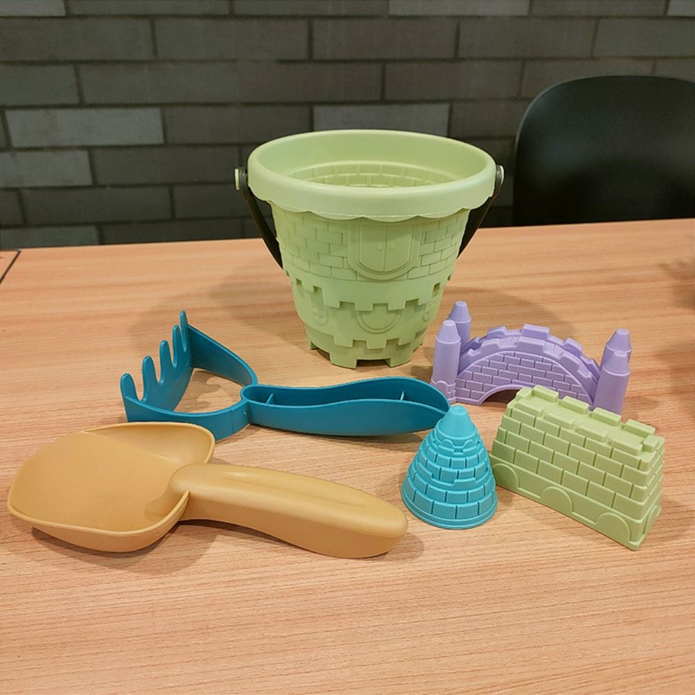 6ชิ้นของเล่นพลาสติกสำหรับเด็กเล่นเกมกลางแจ้งสำหรับเด็กชายหาดปราสาททรายชุดของเล่นพลั่วคราดชุดขุดทราย