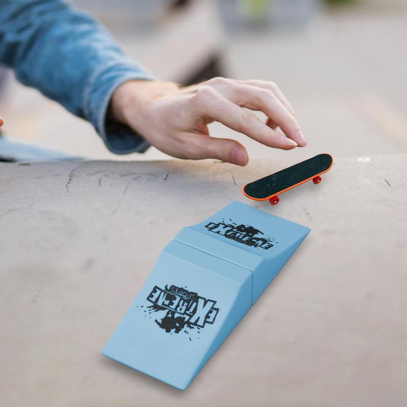 Ensemble de rampes de Skateboard à doigts, Mini Kit de planches à roulettes pour doigts, jouets créatifs pour doigts, y compris les planches à doigts et accessoires, jouets pour enfants