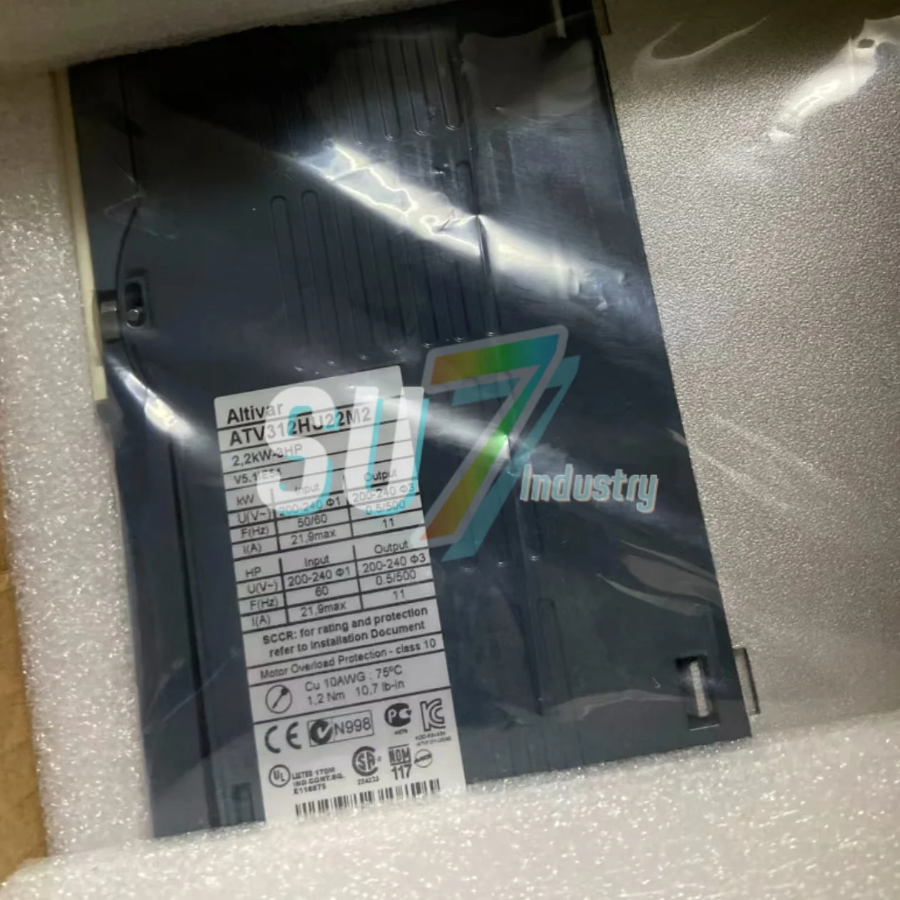 New In box   ATV312HU22M2    Frequency Drive