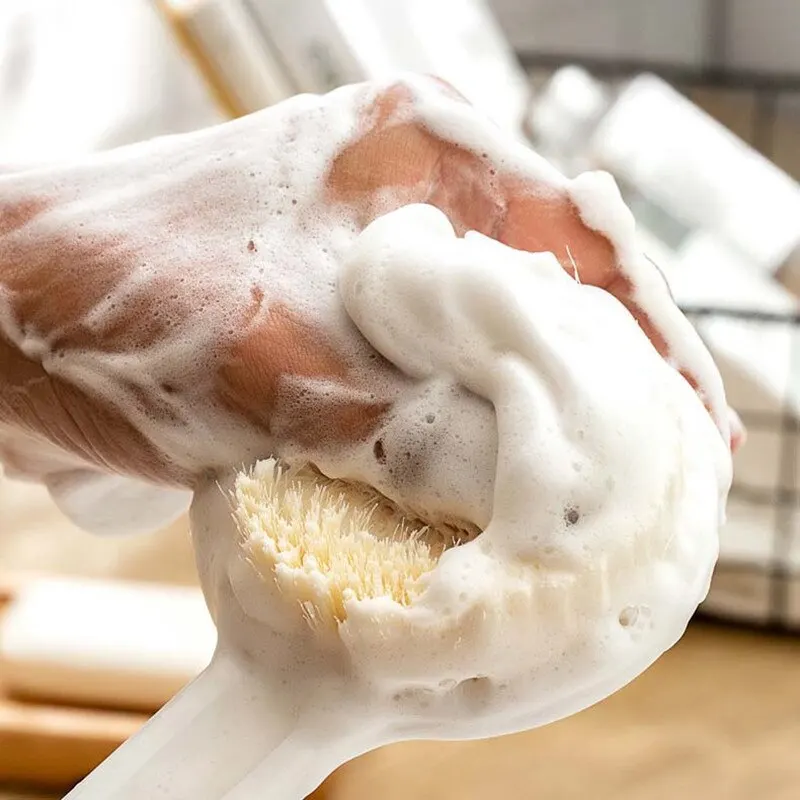 Premium exfoliërende borstel voor het lichaam - Ergonomisch ontwerp met lange steel en sneldrogende nylon borstelharen