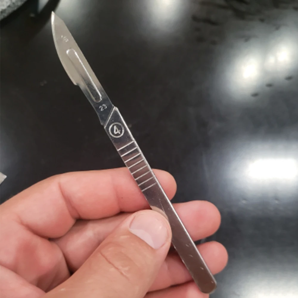 10 ชิ้น 11 #   23 #   เหล็กคาร์บอนใบมีดผ่าตัด + 1 PC Handle Scalpel DIY ตัดเครื่องมือ PCB ซ่อมสัตว์มีดผ่าตัดใหม่
