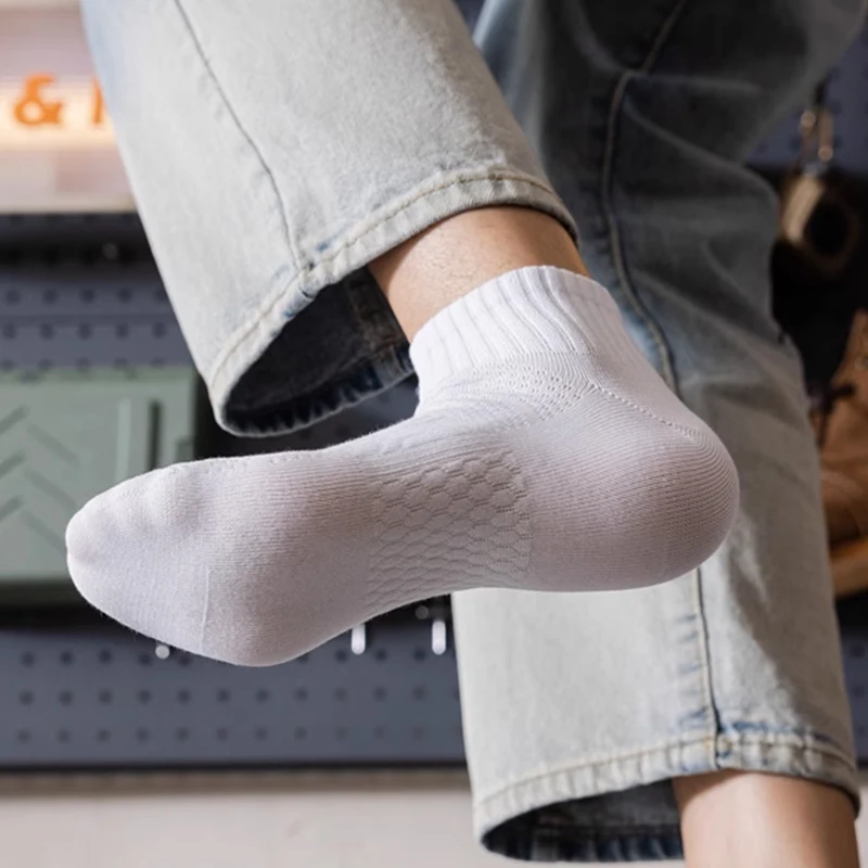 3 pares de calcetines suaves de algodón cálidos en blanco y negro para hombre, calcetines cortos deportivos de negocios transpirables de Color sólido para otoño e invierno para hombre