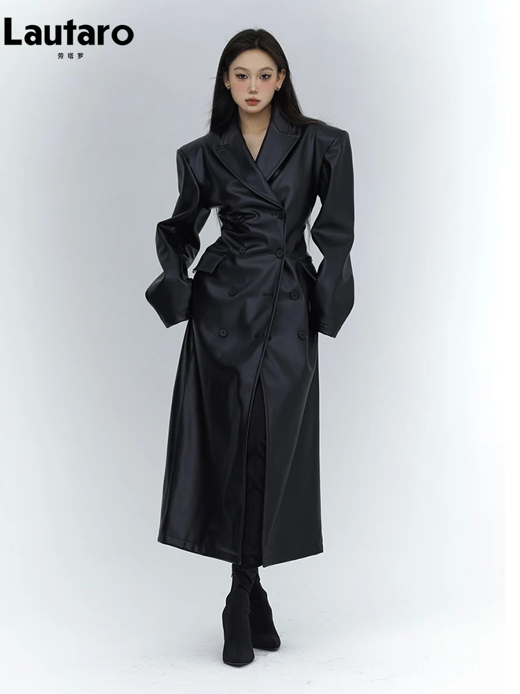Lautaro-女性用の溝付きレザーコート,フィット,ソフト,PU,パッド付きショルダーストラップ,高級デザイナーウェア,春秋,2023