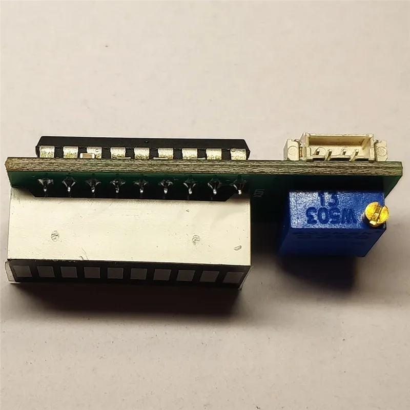 9V- 12v Indicatore di livello audio Spettro musicale stereo Amplificatore di luce a LED VU Meter Lettore MP3 per auto Lampada per atmosfera luminosa