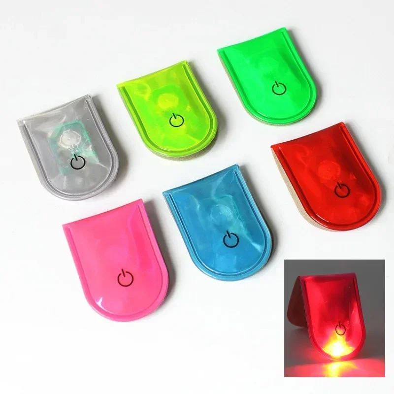 Sport all'aria aperta Luce di sicurezza a LED riflettente magnetica da passeggio Ciclismo Clip per bici Riflettore da corsa Strobo da corsa