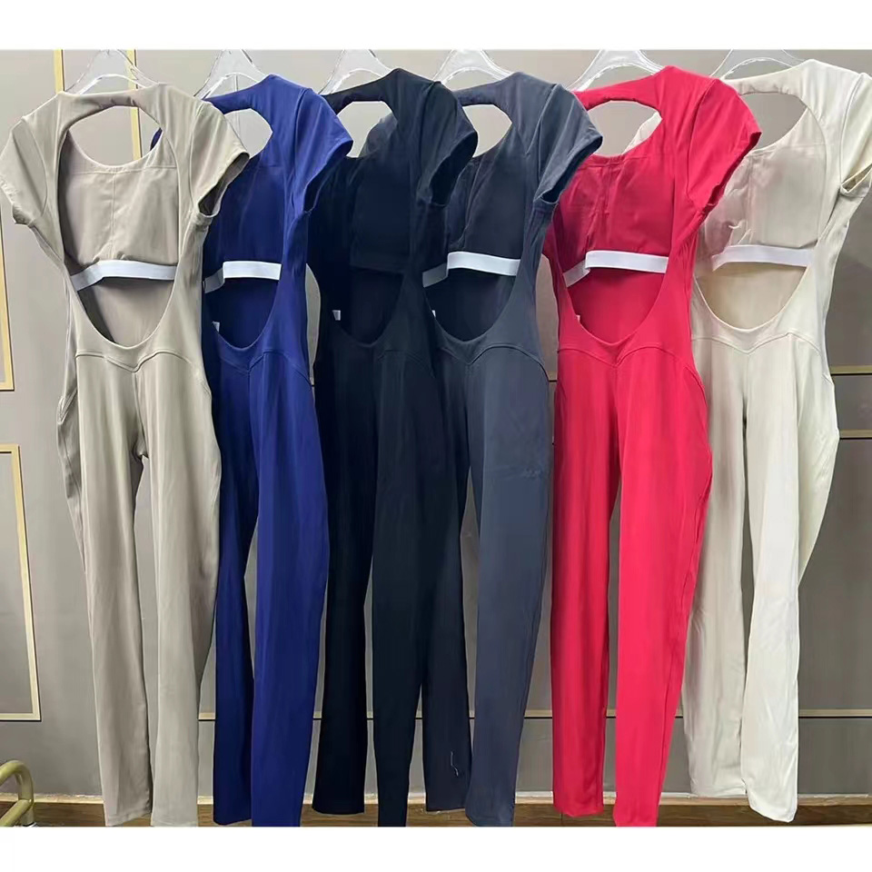新しいヨガショーツジャンプスーツオープンバック Tシャツボディスーツタイトフィットヒップリフティングエクササイズフィットネス服通気性サイクリングジャージ
