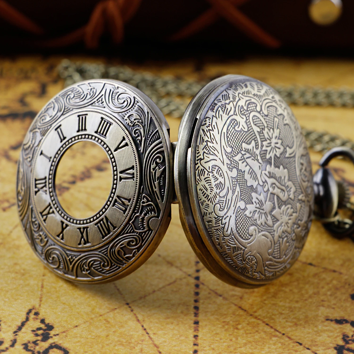 การออกแบบโบราณพิเศษ Blue Dial Quartz นาฬิกาพ็อกเก็ตนาฬิกาสร้อยคอวินเทจจี้นาฬิกาผู้ชายและผู้หญิงของขวัญวันหยุดที่ดีที่สุด