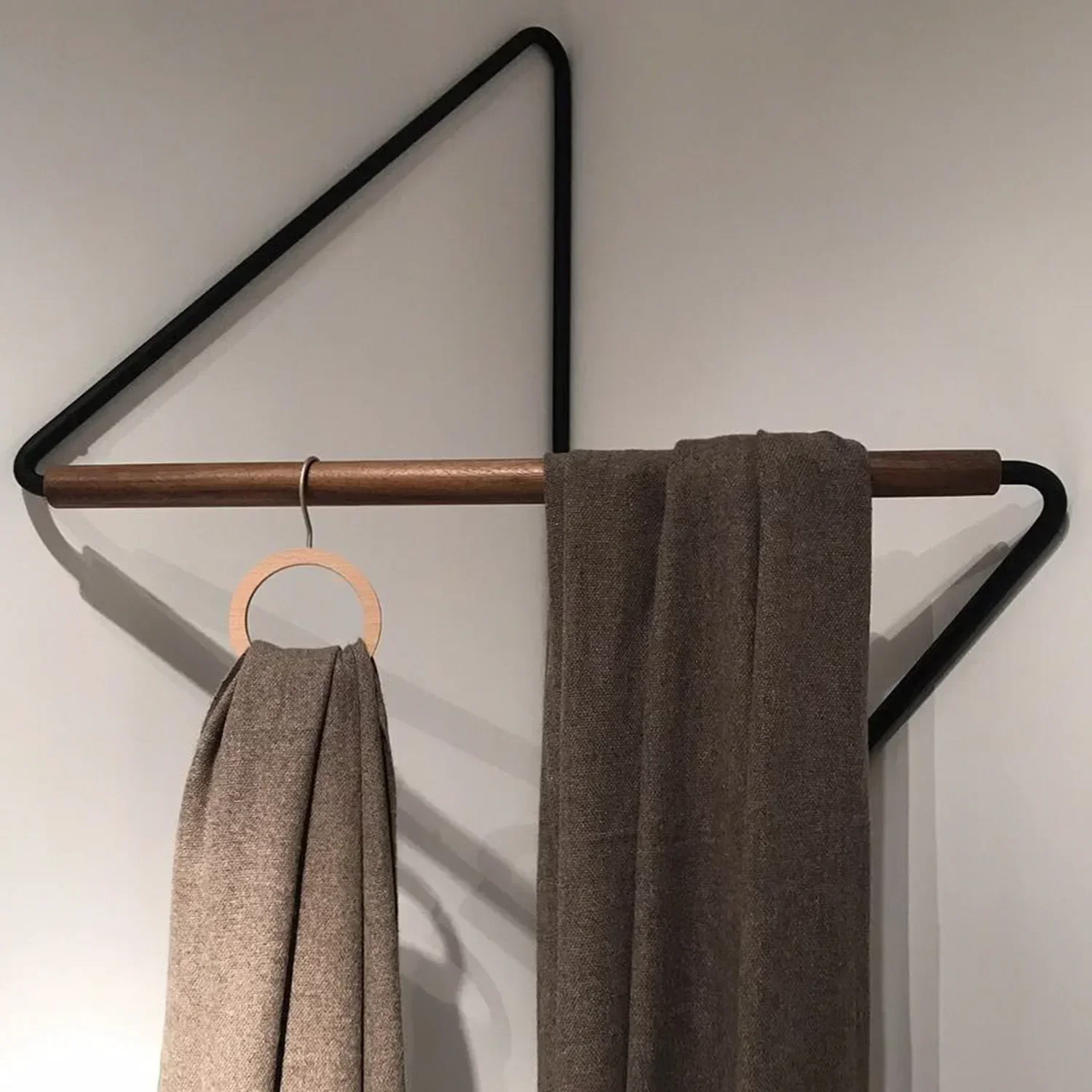Appendiabiti angolare in legno, appendiabiti, stile Designer, 45x60cm