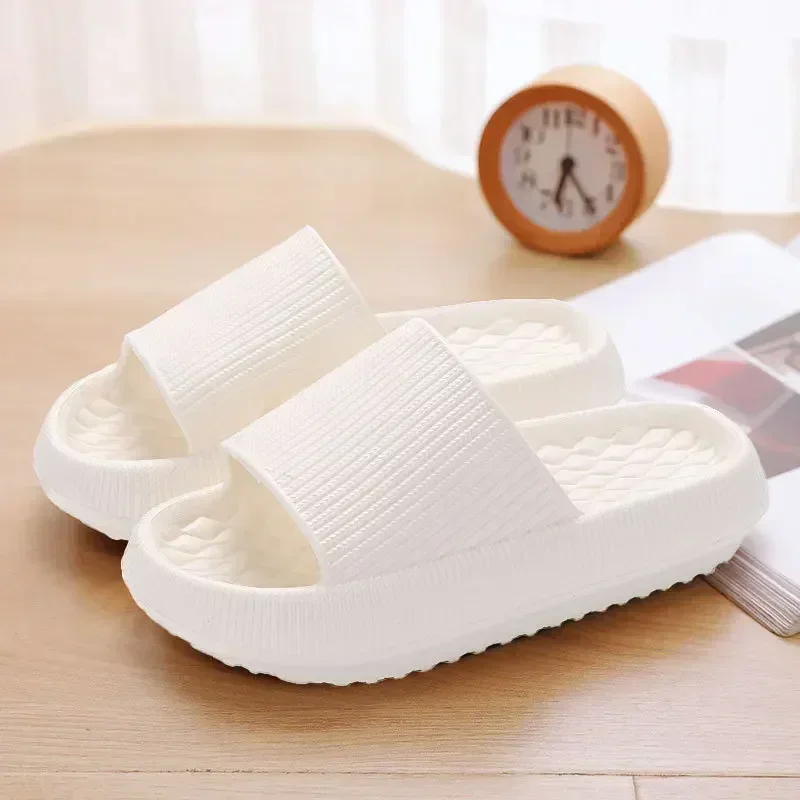 Zapatillas gruesas con plataforma en la nube para mujer, chanclas de EVA con suela suave y almohada, antideslizantes para la playa y el baño