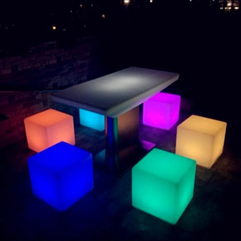 Creative Party ตกแต่งวันหยุด Square เรืองแสง Cube สตูลกันน้ําเก้าอี้สําหรับ KTV Bar งานแต่งงาน