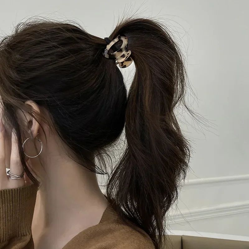 2022 新しい女性の髪の爪小さな 4.5 センチメートルアセテートヘアクリップエレガントなカラフルな中空アウト爪クリップ女の子ヘアアクセサリーヘアクリップ