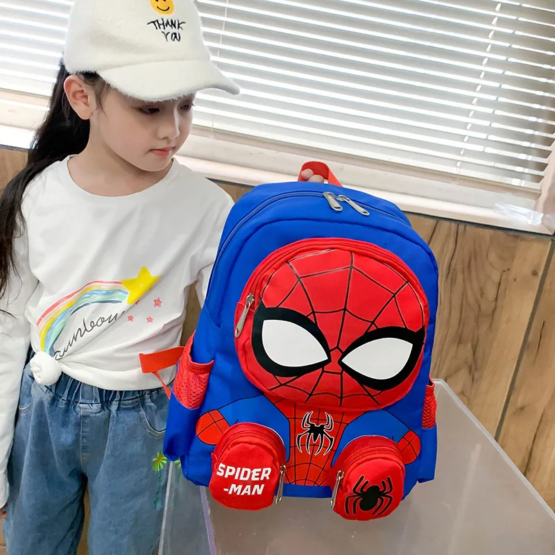 Spiderman กระเป๋าเป้สะพายหลัง Super Heroes นักเรียนโรงเรียนกระเป๋าการ์ตูน 3d สเตอริโอโรงเรียนอนุบาลกระเป๋าเป้สะพายหลังกระเป๋าเดินทางเด็กของขวัญ
