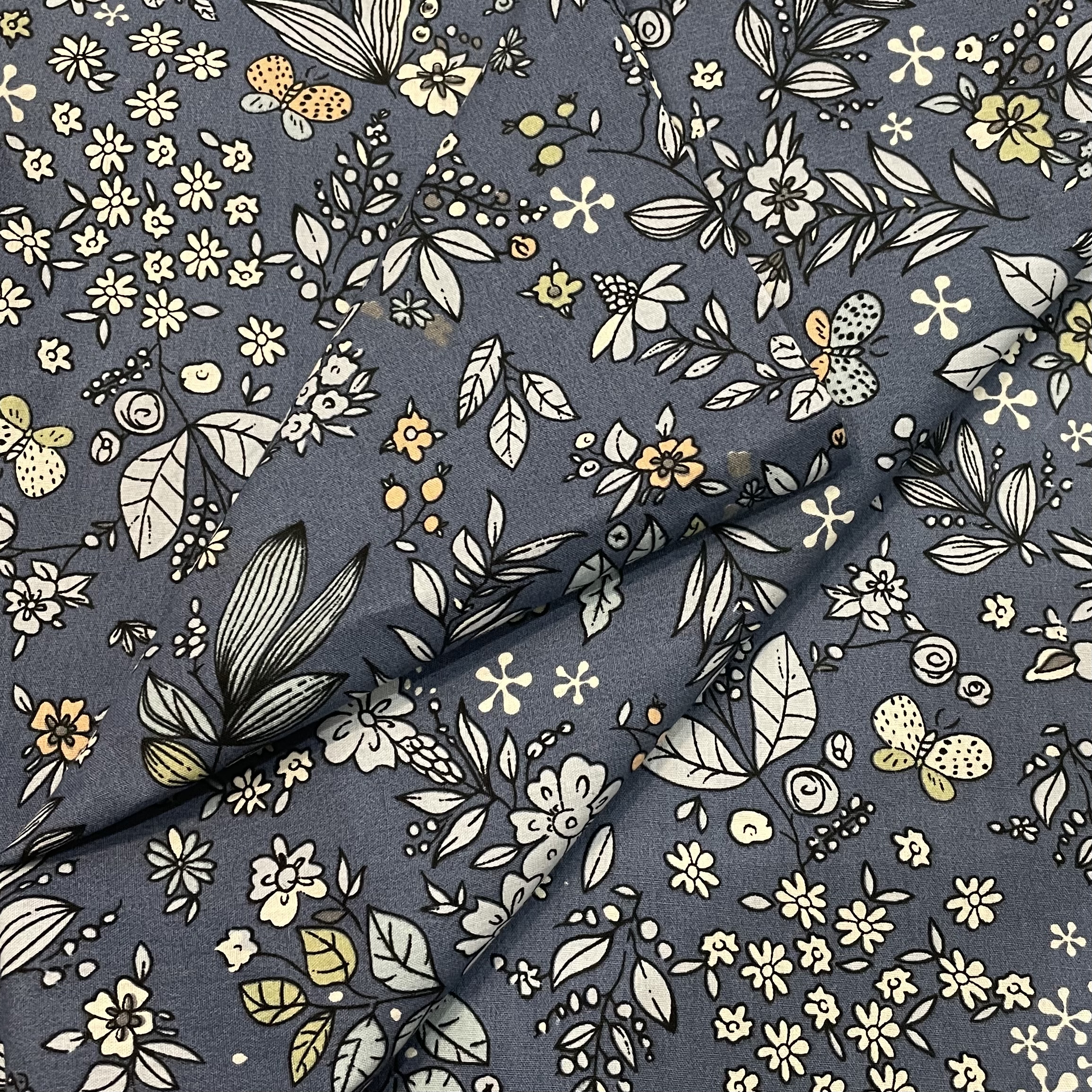 牧歌的な新鮮さの花と植物綿 100% 40S のようなリバティ生地プリント縫製布ドレススカート子供ポプリン DlY