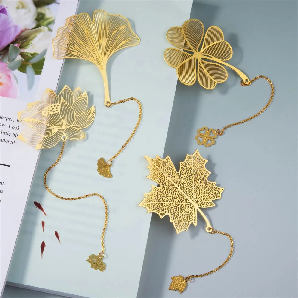 1pc Oro Hollow Ginkgo Biloba Foglia d'acero Vena di loto Segnalibri in metallo Studente Stile cinese Cancelleria Retro Segni di libri Regali