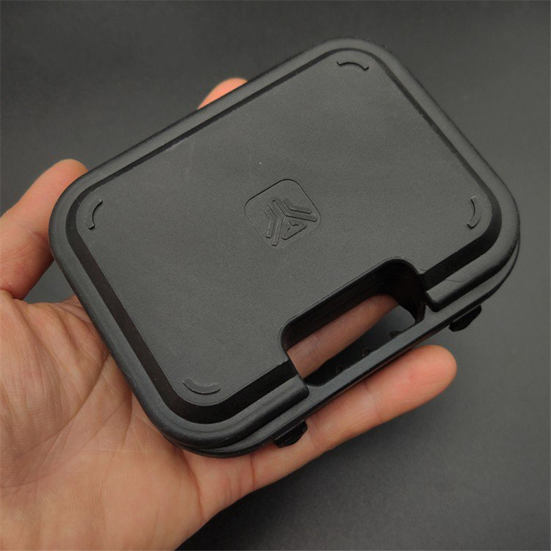 1:3 modelo de Metal llavero de pistola caja de plástico maleta de pistola de aleación en miniatura