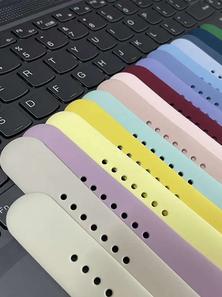 สายซิลิโคนสําหรับ Apple Watch band 44 มม.45 มม.41 มม.49 มม.40 มม.42 มม.46 มม.สร้อยข้อมือกีฬา iWatch Series 10 9 Ultra 2 8 7 SE 6 5 4