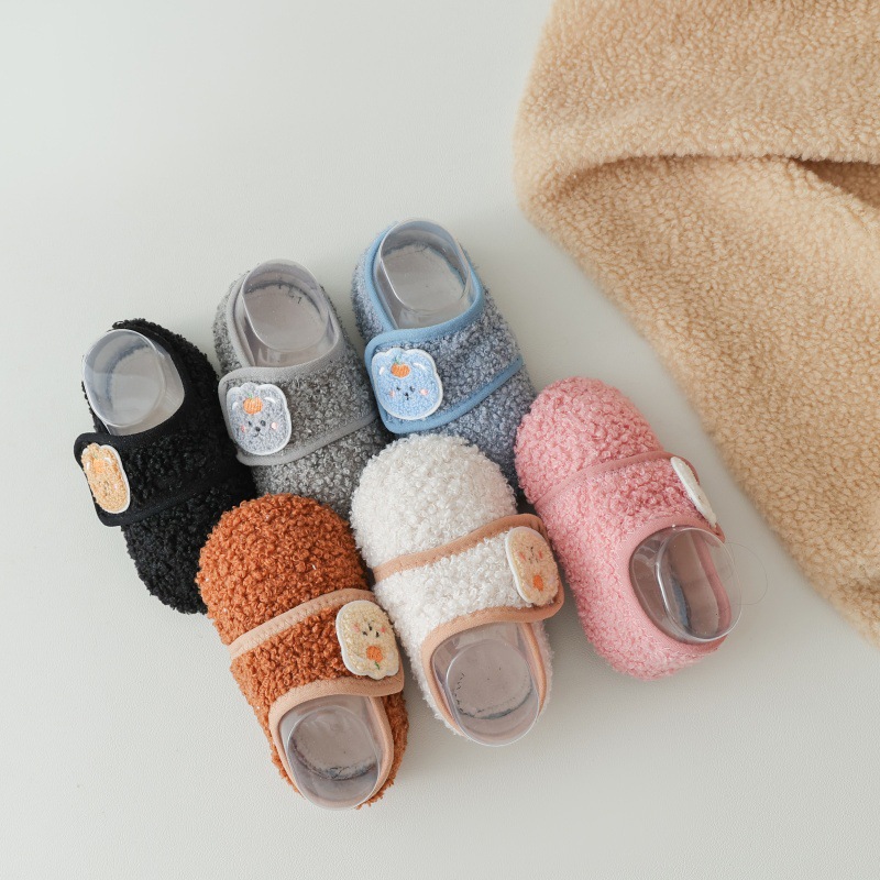 Детские хлопковые тапочки, однотонная детская зимняя теплая домашняя обувь, плюшевая напольная обувь для мальчиков и девочек, домашняя нескользящая хлопковая обувь на мягкой подошве