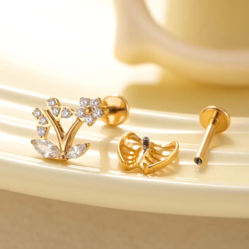 1 Buah Perhiasan Tindik Labret Titanium G23 Ulir Dalam, Stud Telinga Berhiaskan CZ Bentuk Bunga Kupu-kupu, Helix Tragus Stud Flatback, Perhiasan Tindik Bibir