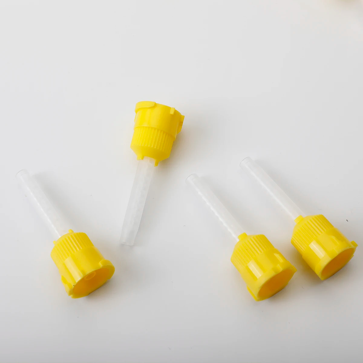 50pcs Dental Mixing Tips Disposable Silicone Rubber Mixing Head Dentistry Materials Silicone Rubber Gun Conveying Mixing Tubes