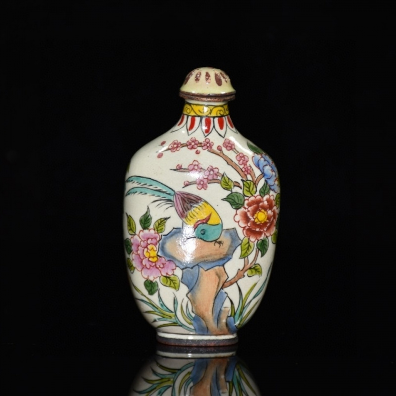 Early Collection Copper Body Enamel Flower and Bird Snuff Bottle Ornament Fine Workmanship