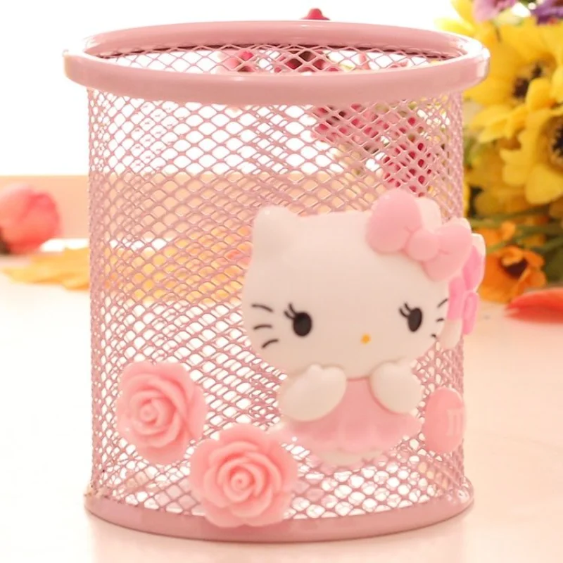 Tempat Pena Hello Kitty Ornamen Desktop Logam Lucu Pena Penyimpanan Puing-puing Desktop Kotak Penyimpanan Kartun Siswa Perempuan Ember