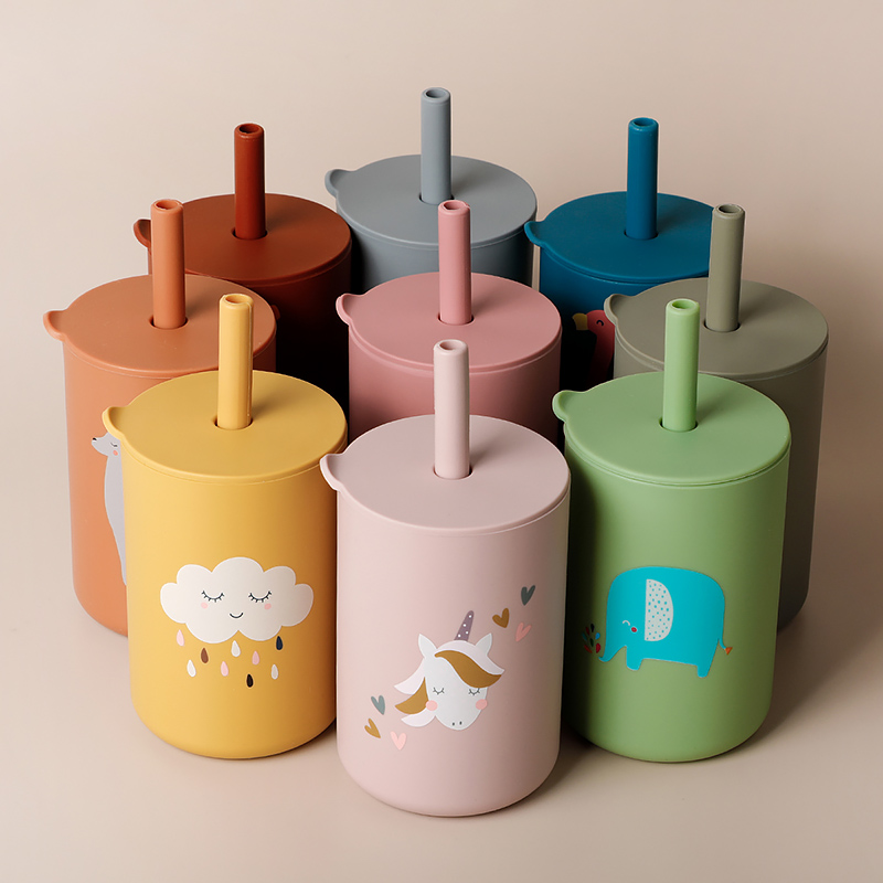 Vasos de alimentación para bebé, taza con pajita, taza de alimentación de aprendizaje de dibujos animados para bebé, botella de agua de silicona de calidad alimentaria, vajilla sin BPA