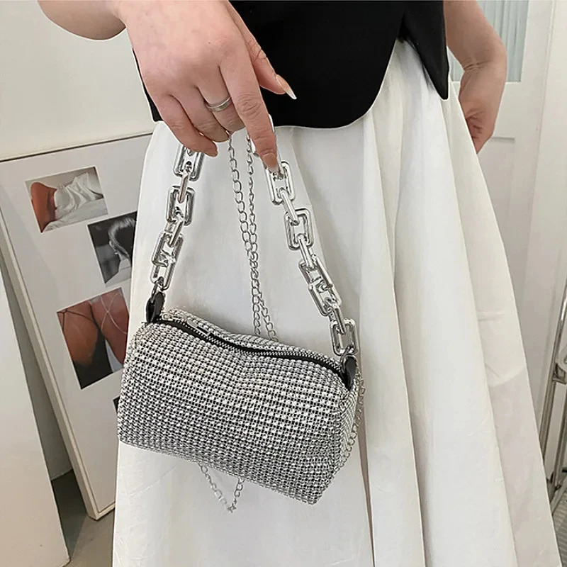 Borsa a secchiello con strass versione completa Borsa a sfera con catena scintillante Mini borsa a tracolla da donna (6,3 * 3,54) pollici