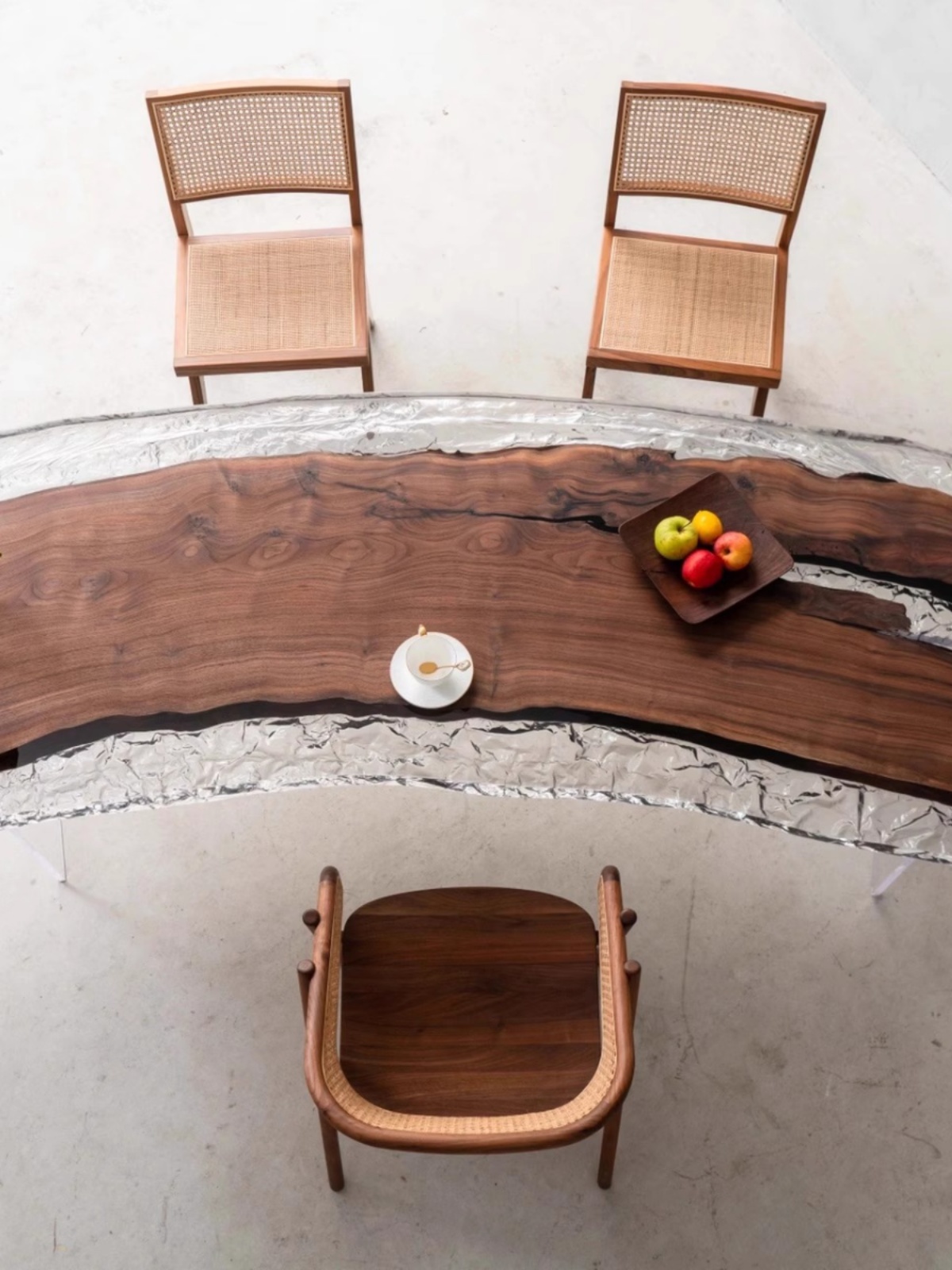 Epoxy resin river glacier crack cloud tea table solid wood large board light luxury