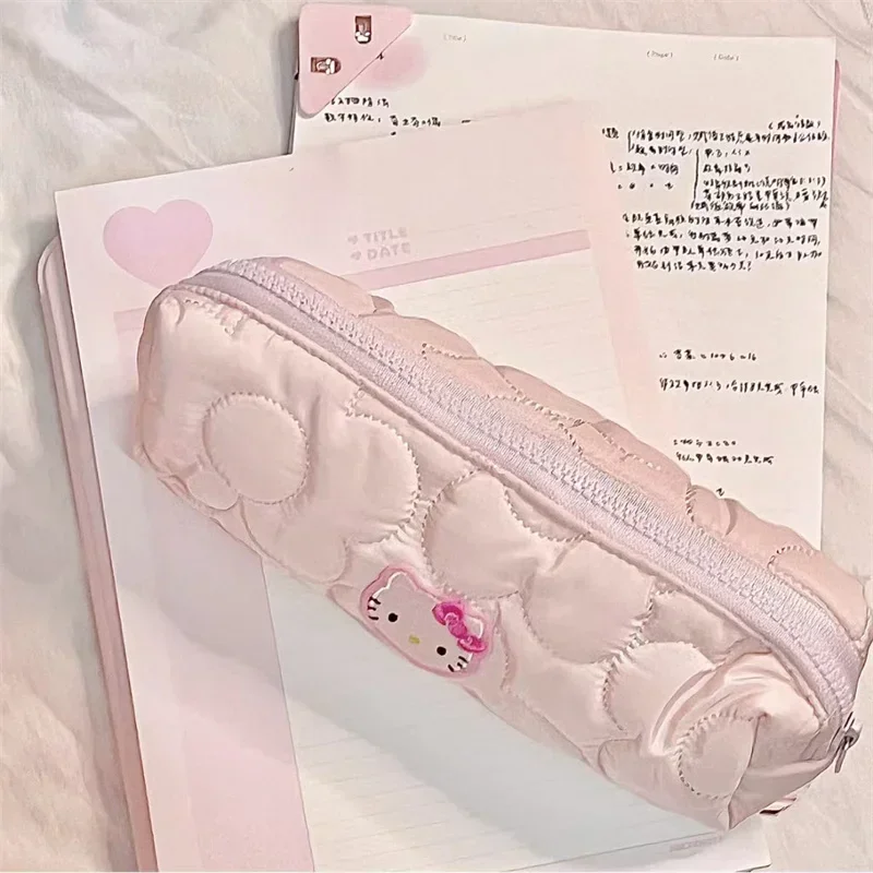 Sanrio KT Cat กระเป๋าดินสอความจุขนาดใหญ่ปากกาน่ารัก Hello Kitty กระเป๋าเครื่องสําอางนักเรียนหญิงเครื่องเขียนของขวัญ