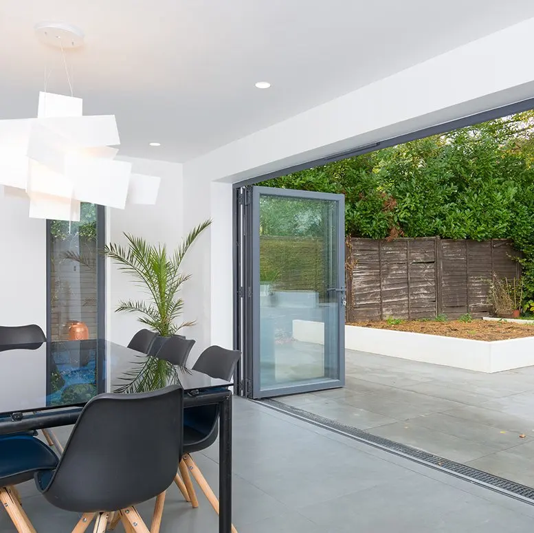 Porta pieghevole tipo fisarmonica DN Design personalizzato interno Porta pieghevole/bi-fold in vetro di alluminio Porte scorrevoli per balcone per villa