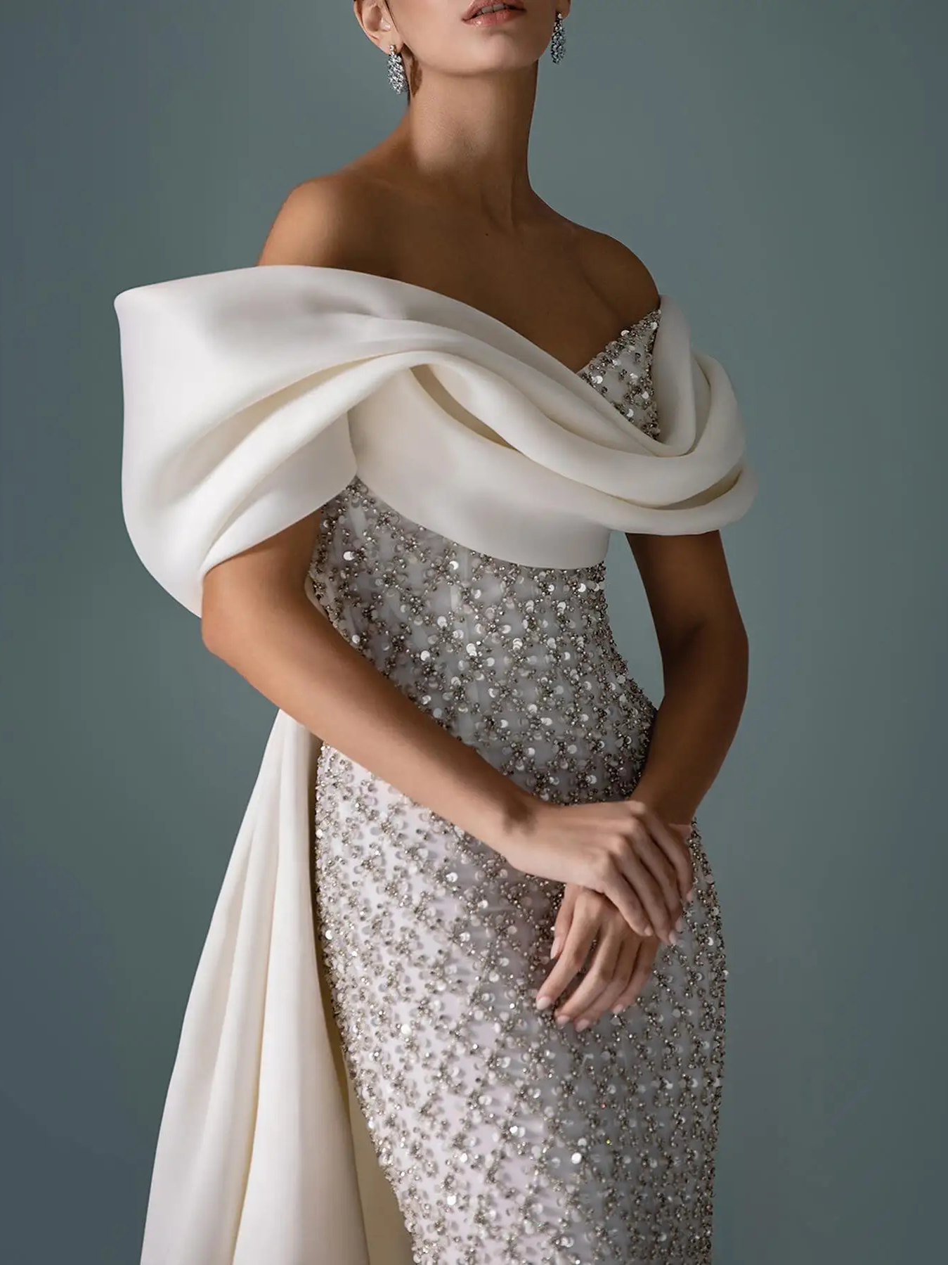 Robe de mariée de luxe sirène dos nu avec train de balayage, patients en dentelle, tout ce qui est acheté, bohème, 2024