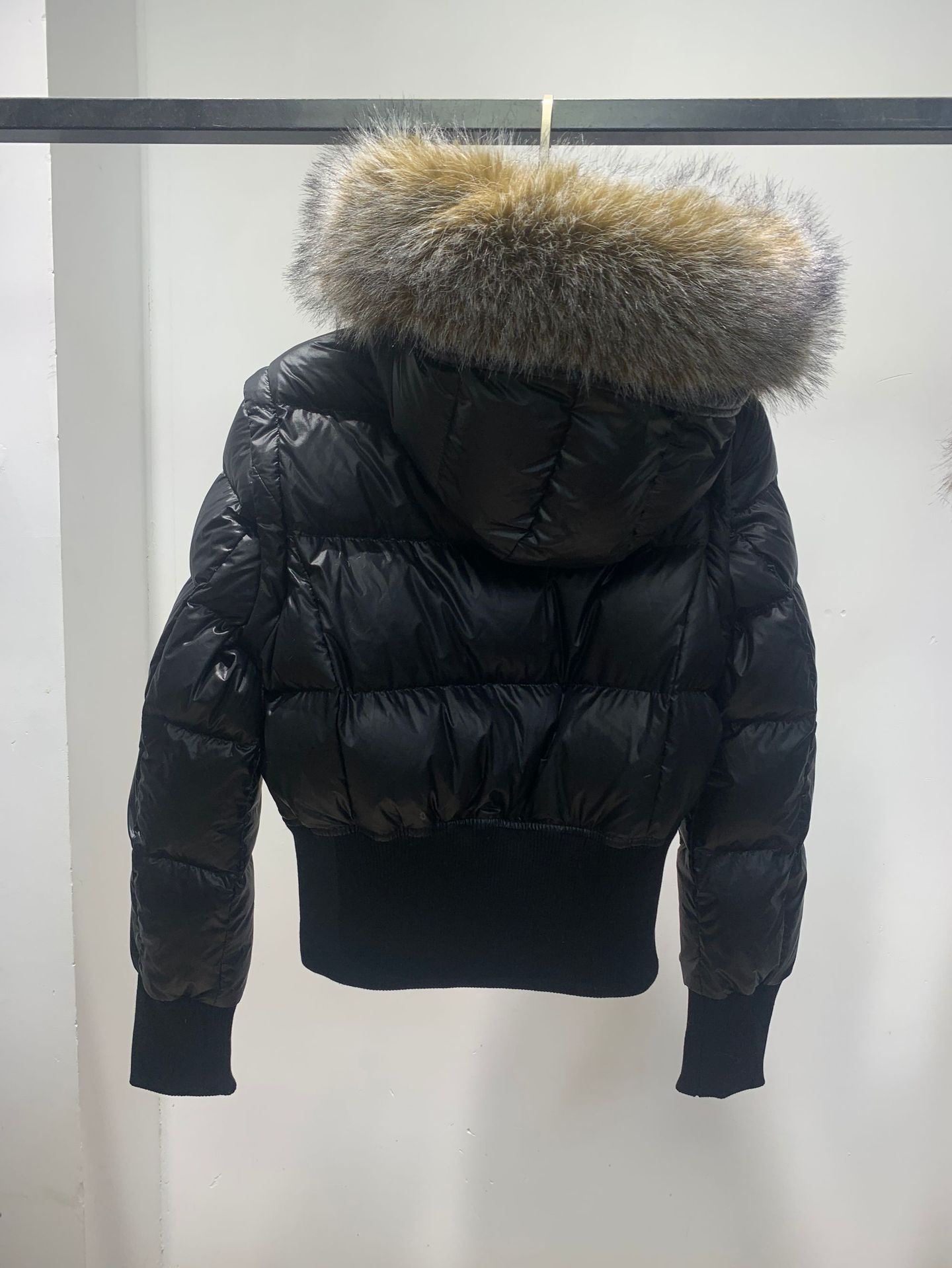 Manches détachables section courte col de cheveux doudoune tempérament mince hiver chaud moelleux doudoune femme 2024 hiver nouveau